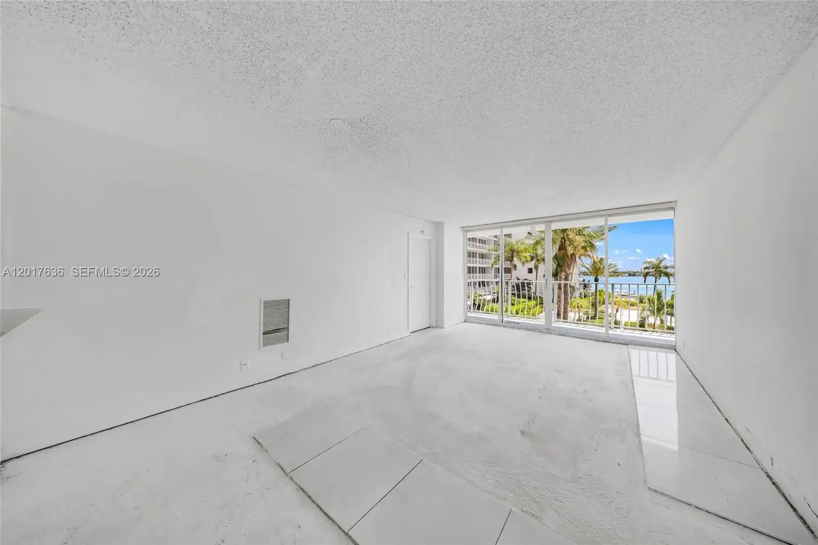 7601 E Treasure Dr # 609, North Bay Village FL 33141