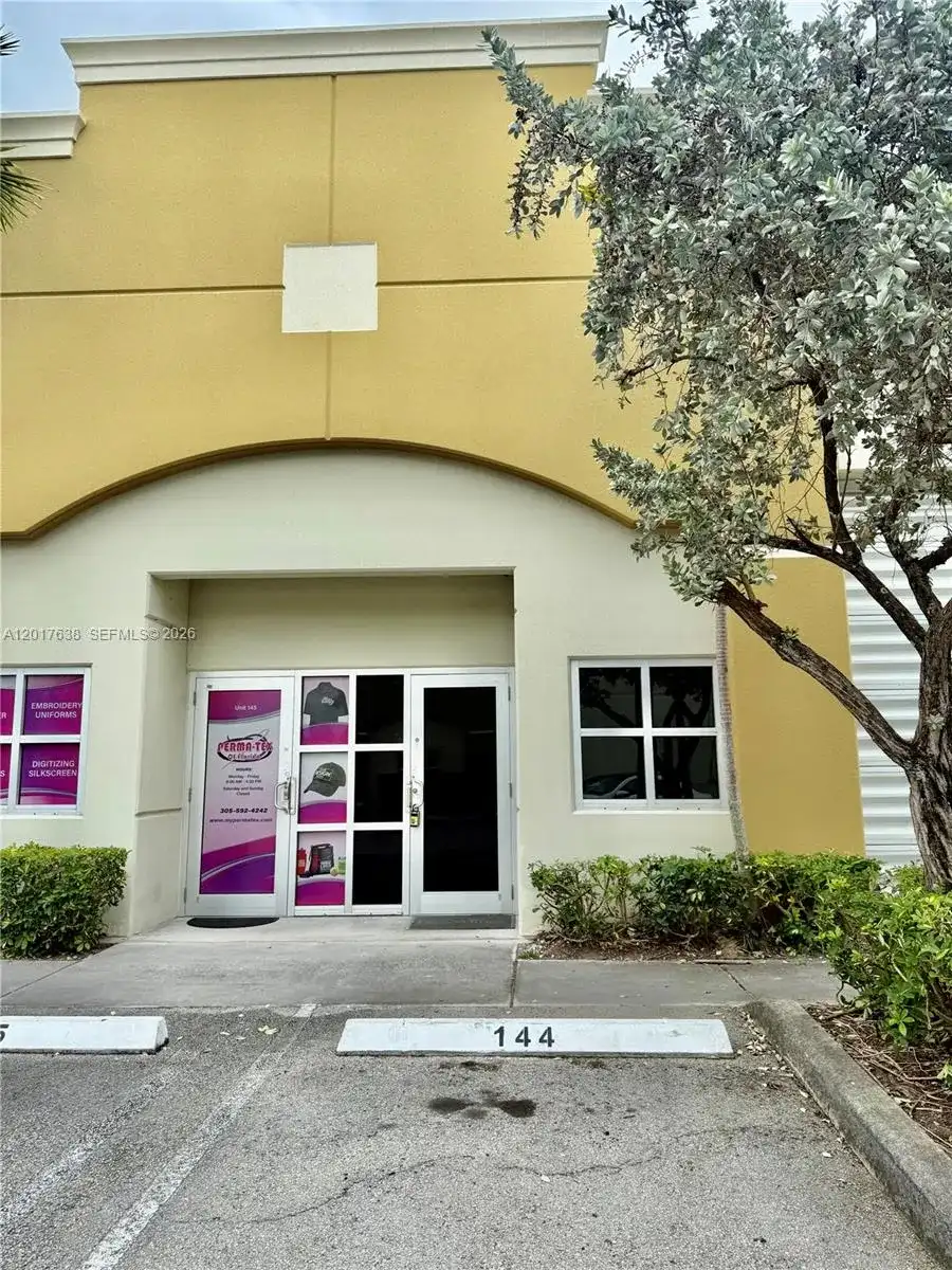 2061 NW 112th Ave # 144, Sweetwater FL 33172