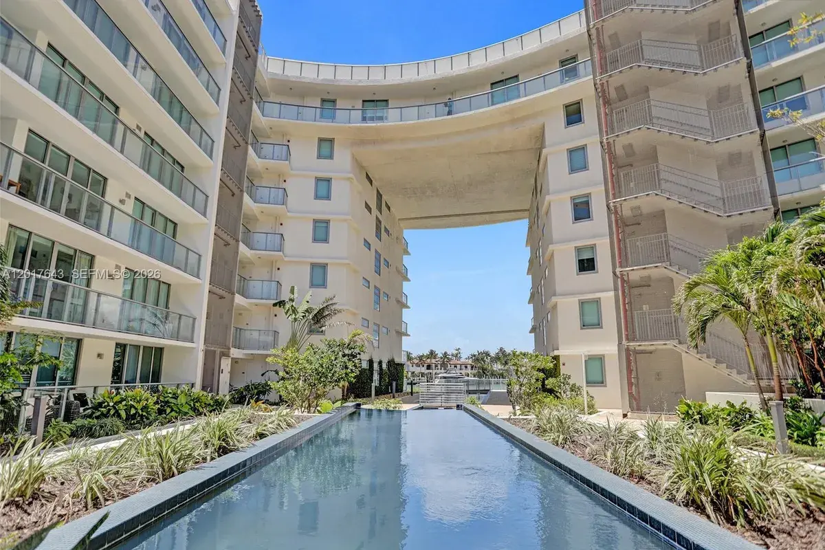 6620 INDIAN CREEK # 114, Miami Beach FL 33141