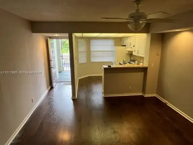 1300 SW 130th Ave # 210F, Pembroke Pines FL 33027