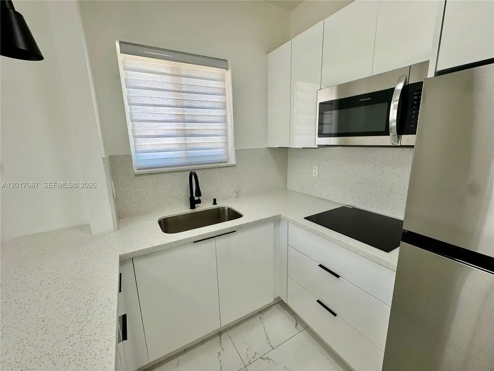 421 NW 13th Ave # A, Miami FL 33125 photo 3
