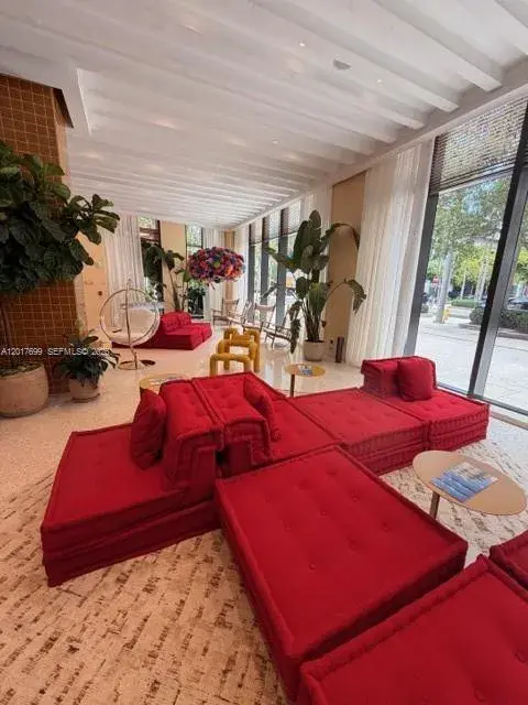 90 NE 32 # 823, Miami FL 33127