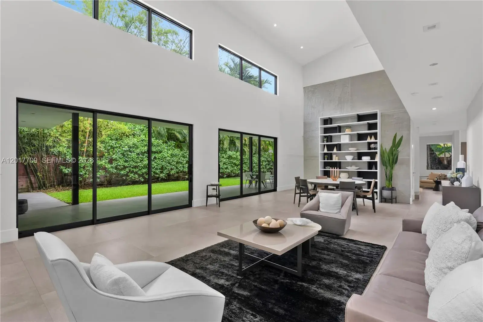 10 Samana Dr, Miami FL 33133