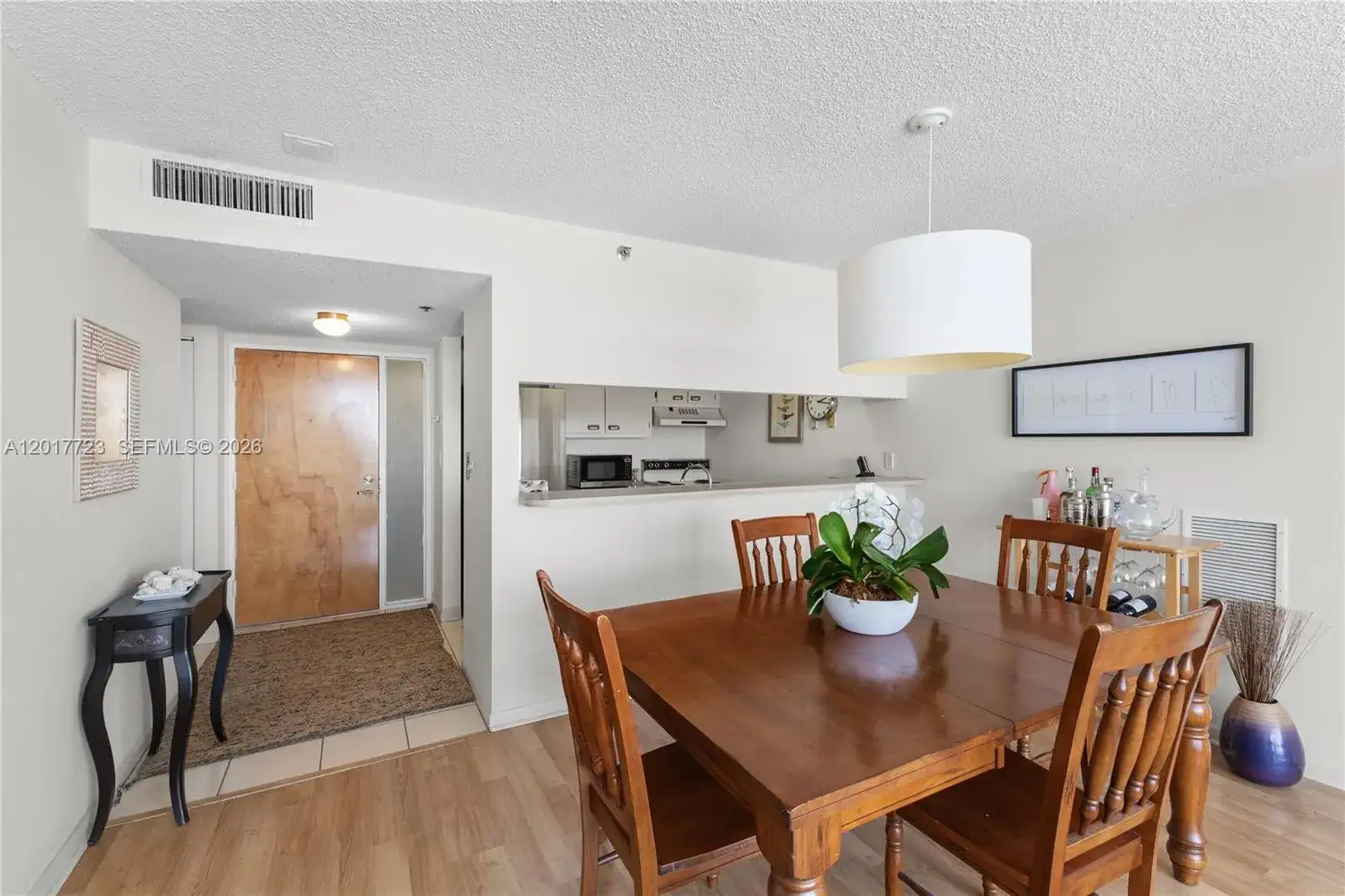 7601 E Treasure Dr # 2001, North Bay Village FL 33141 photo 4