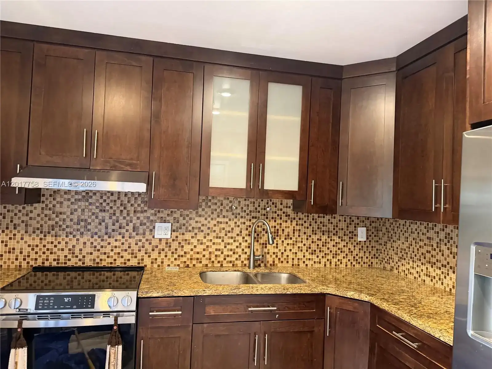421 Swallow Dr # 12, Miami Springs FL 33166