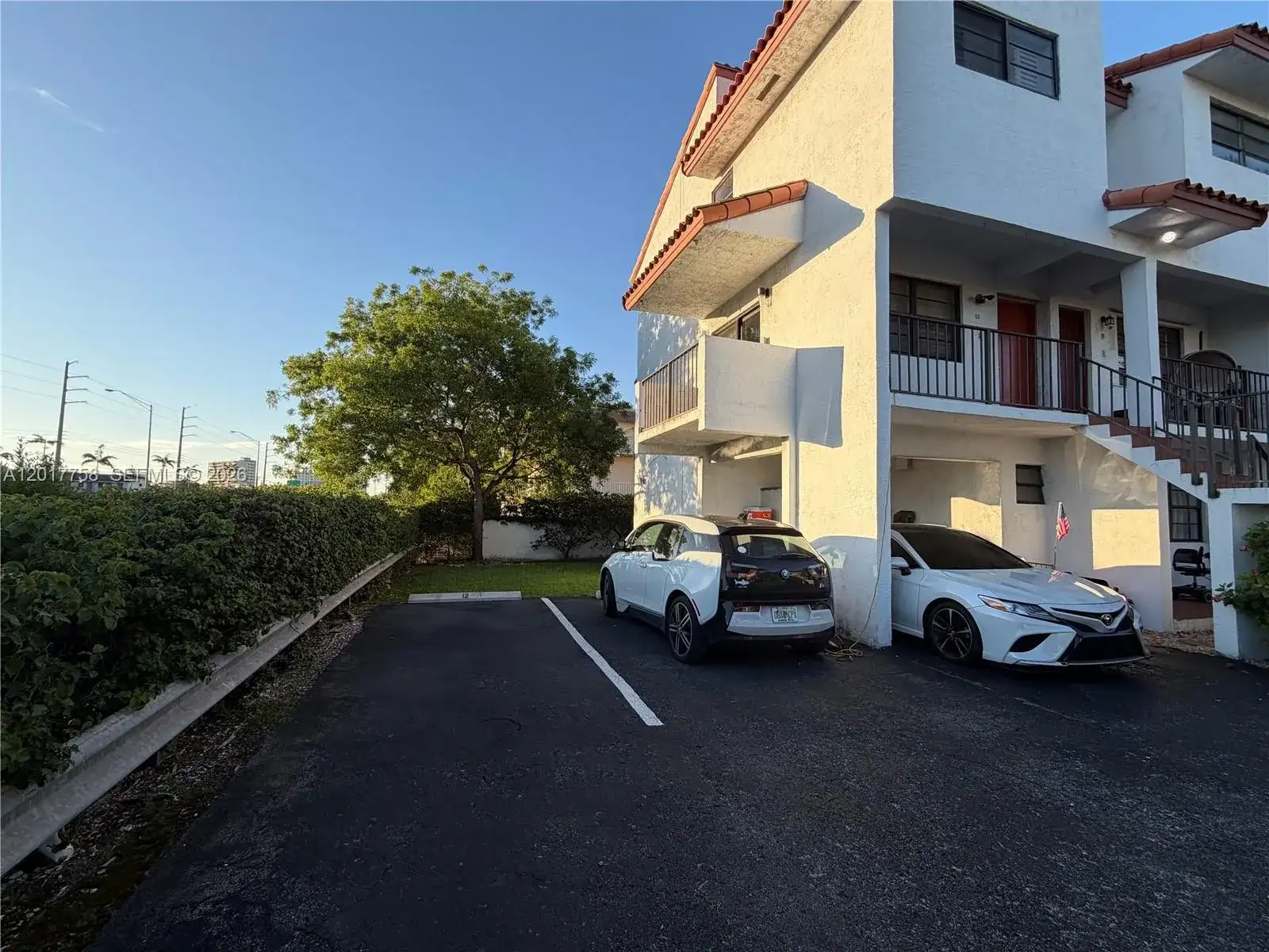 421 Swallow Dr # 12, Miami Springs FL 33166 photo 4