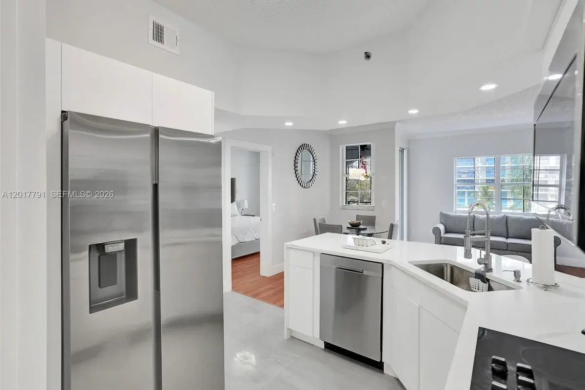 3245 NE 184th St # 13305, Aventura FL 33160