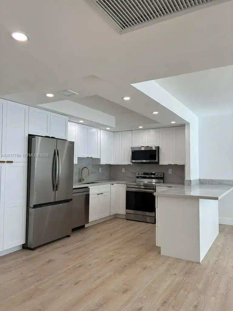 19390 Collins Ave # 520, Sunny Isles Beach FL 33160 photo 3