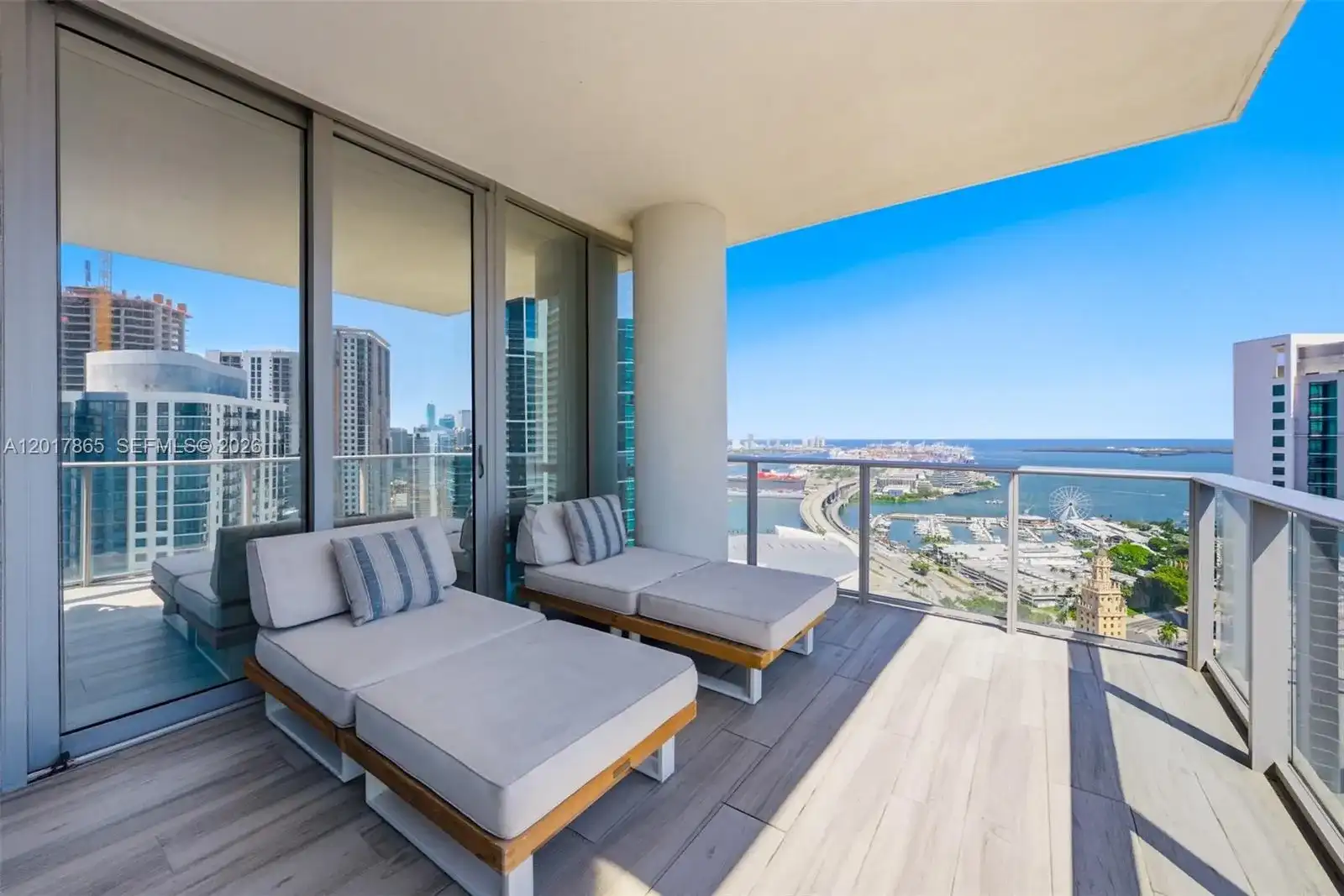 851 NE 1st Ave # 3711, Miami FL 33132