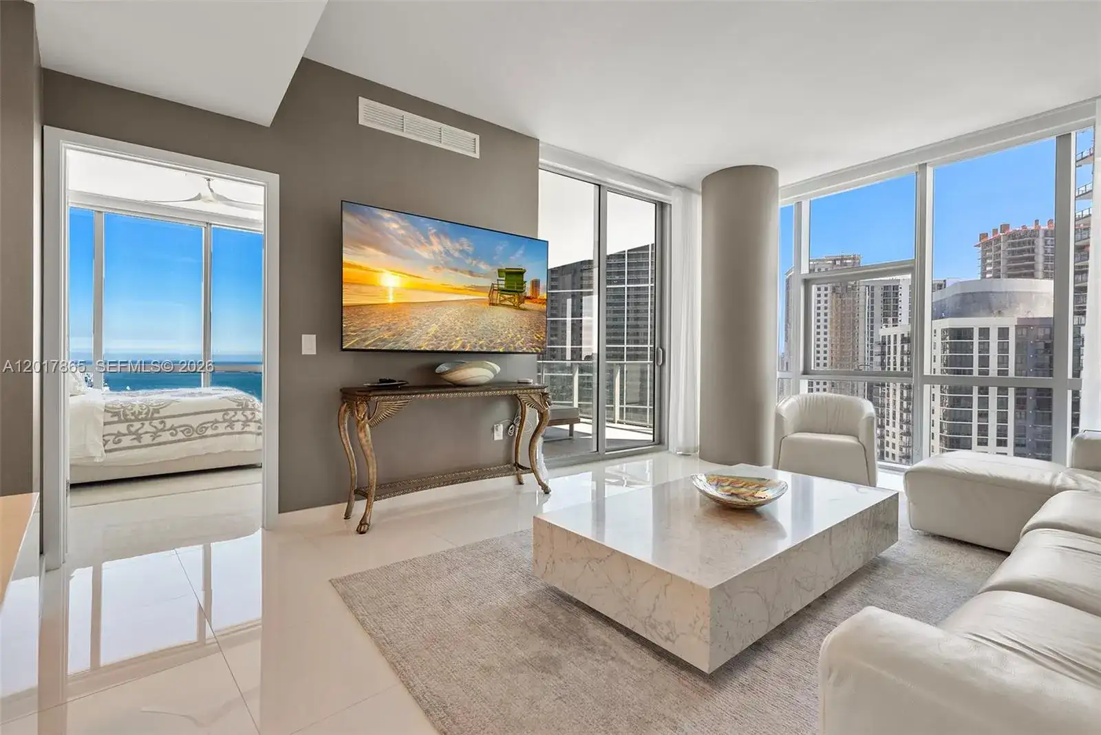 851 NE 1st Ave # 3711, Miami FL 33132 photo 4