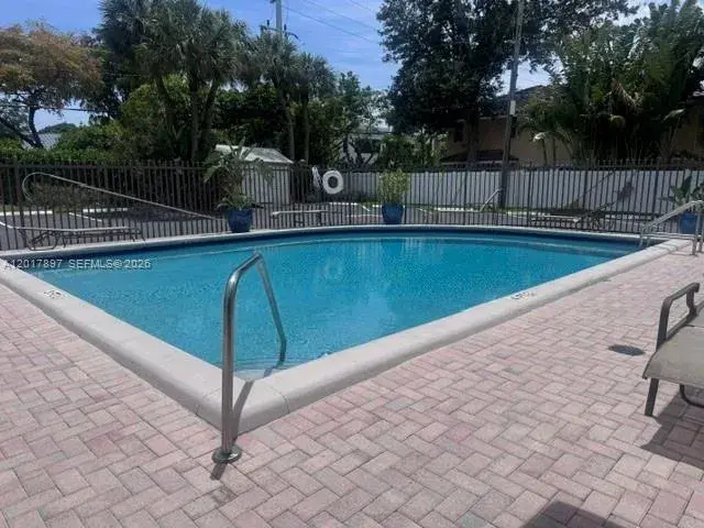 615 NE 12th Ave # 109, Fort Lauderdale FL 33304