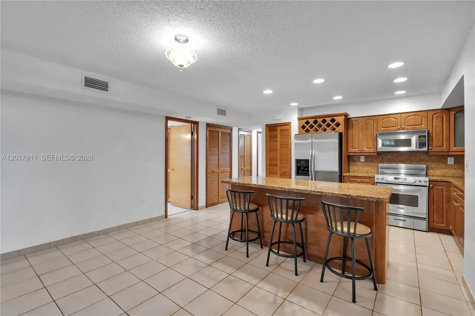 7811 SW 9th Ter, Miami FL 33144 photo 2
