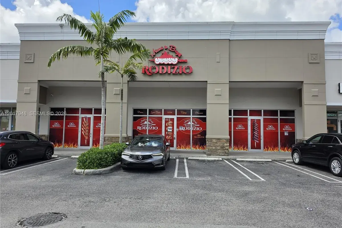 15750 SW 56 ST, Miami FL 33185