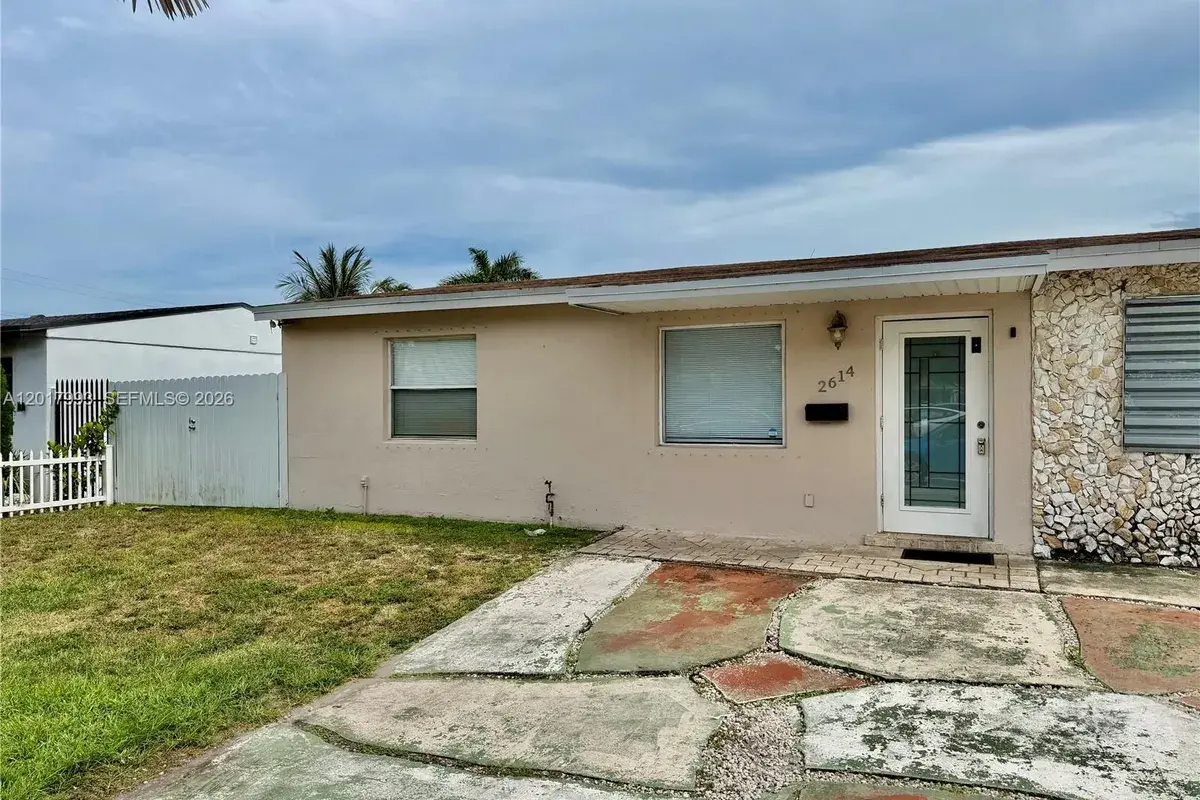 2614 Sheridan St # 1, Hollywood FL 33020