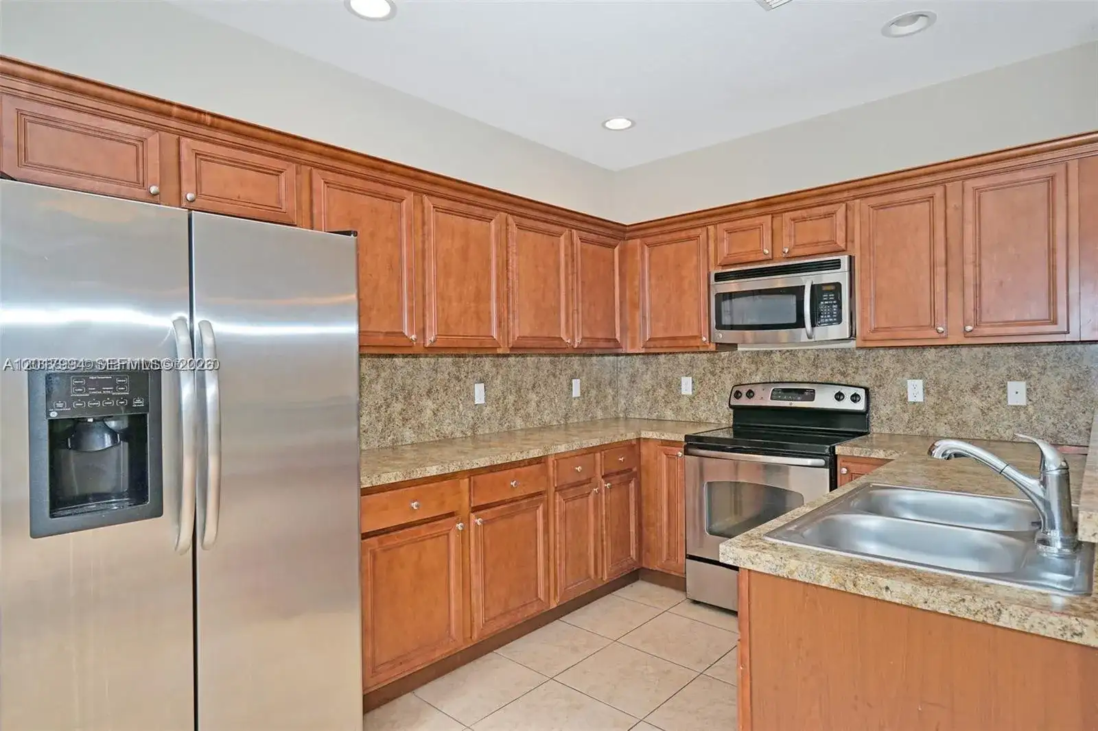 1048 NE 208th St # 1048, Miami FL 33179 photo 5