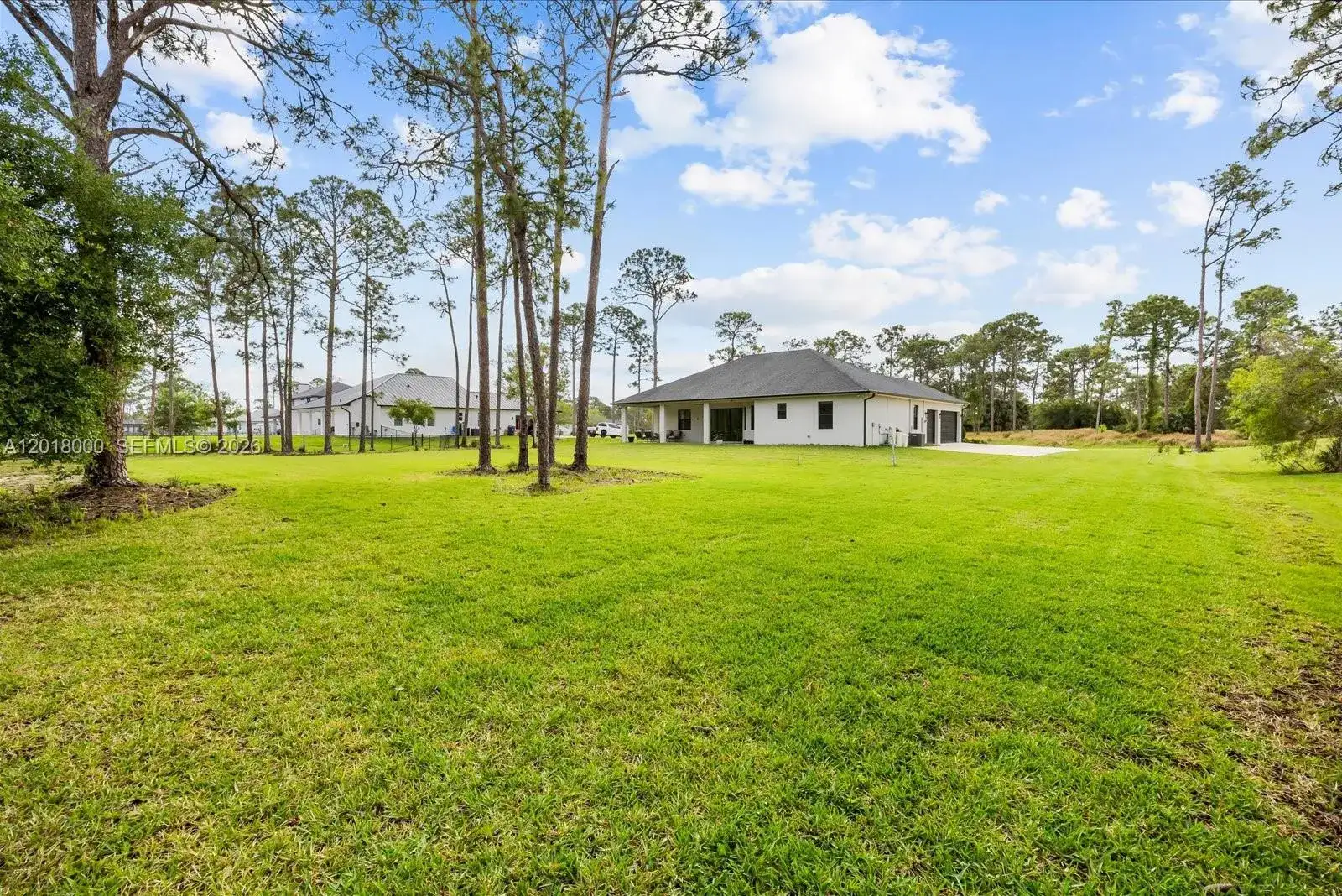 10630 Sugar Pine Dr, Fort Pierce FL 34945 photo 4