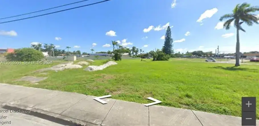 267 S Flagler Ave, Homestead FL 33030 photo 3