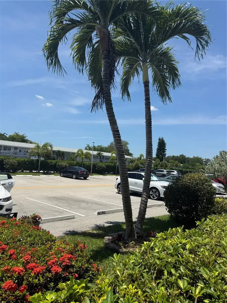 4047 Lyndhurst K # 4047, Deerfield Beach FL 33442 photo 3