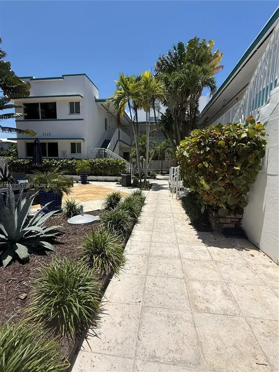 7710 Harding Ave # 1, Miami Beach FL 33141 photo 5