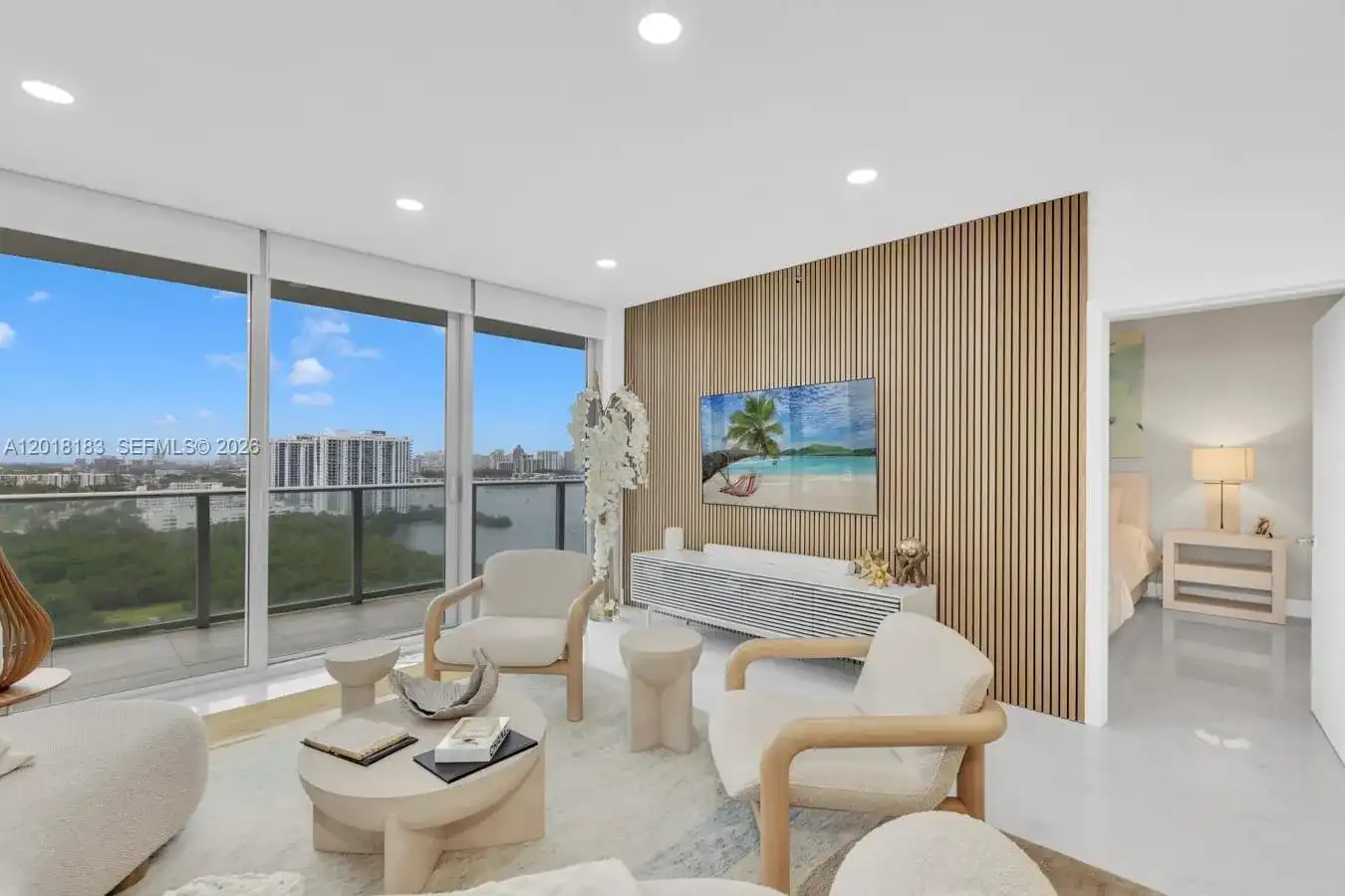 16385 Biscayne Blvd # 2101, North Miami Beach FL 33160