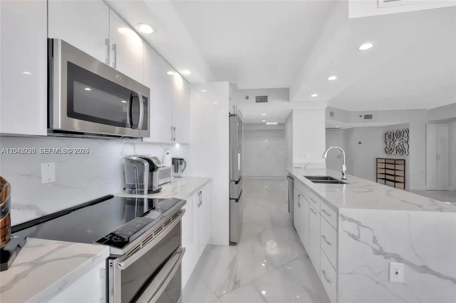 16425 Collins Ave # 1612, Sunny Isles Beach FL 33160 photo 3