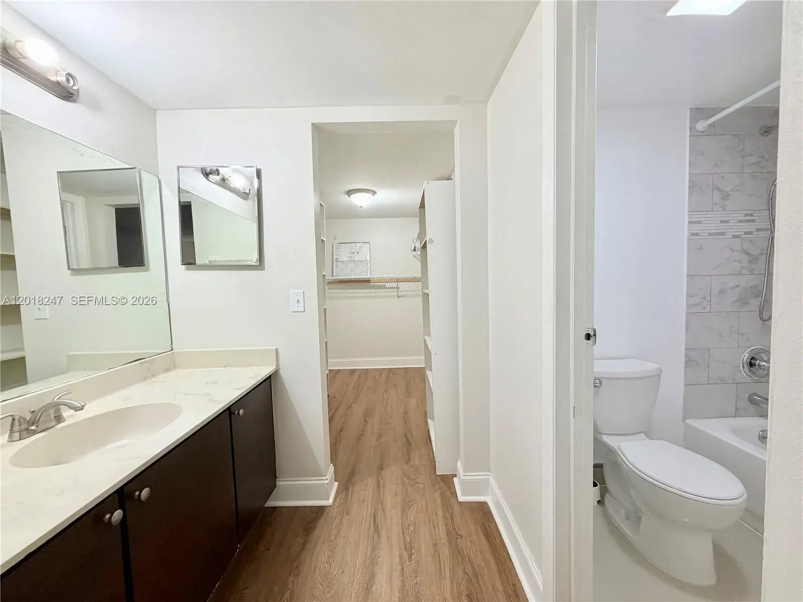 450 Commodore Dr # 214, Plantation FL 33325
