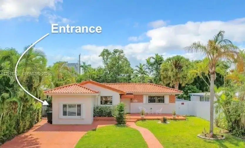 7537 Buccaneer Ave # B, North Bay Village FL 33141