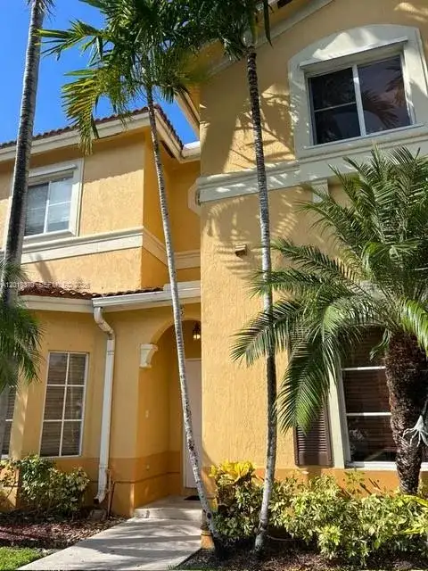 10777 NW 84th Ln # 42, Doral FL 33178 photo 2