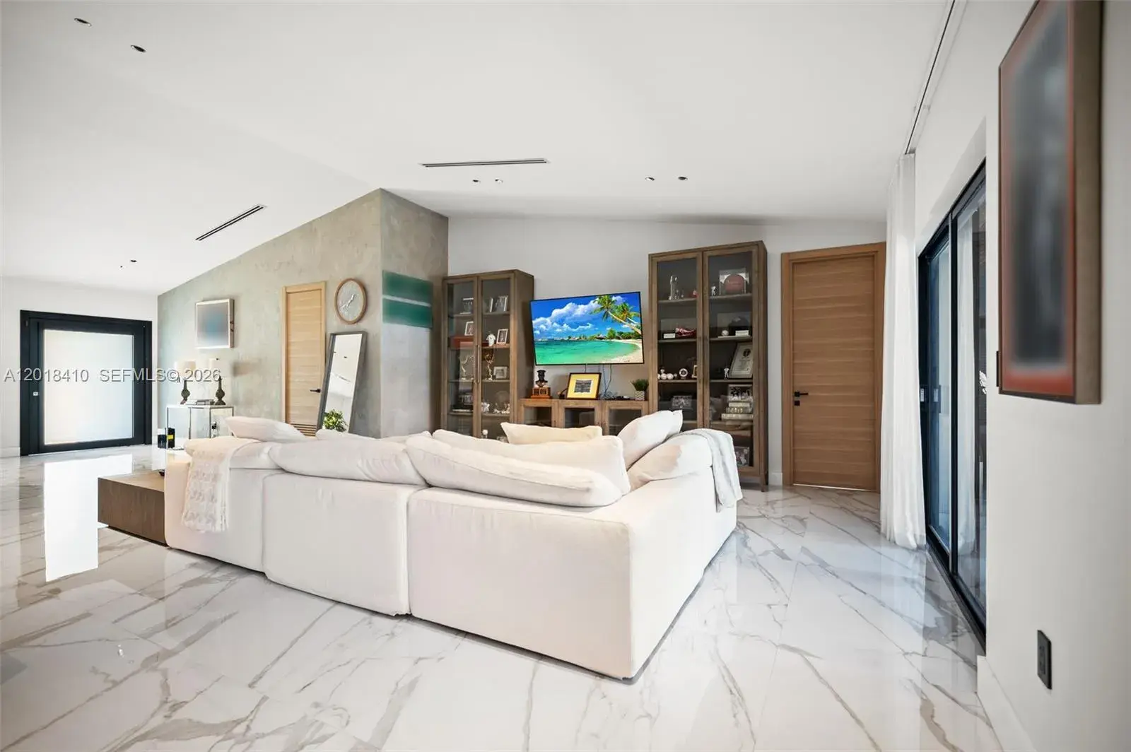 16431 NE 34th Ave, North Miami Beach FL 33160