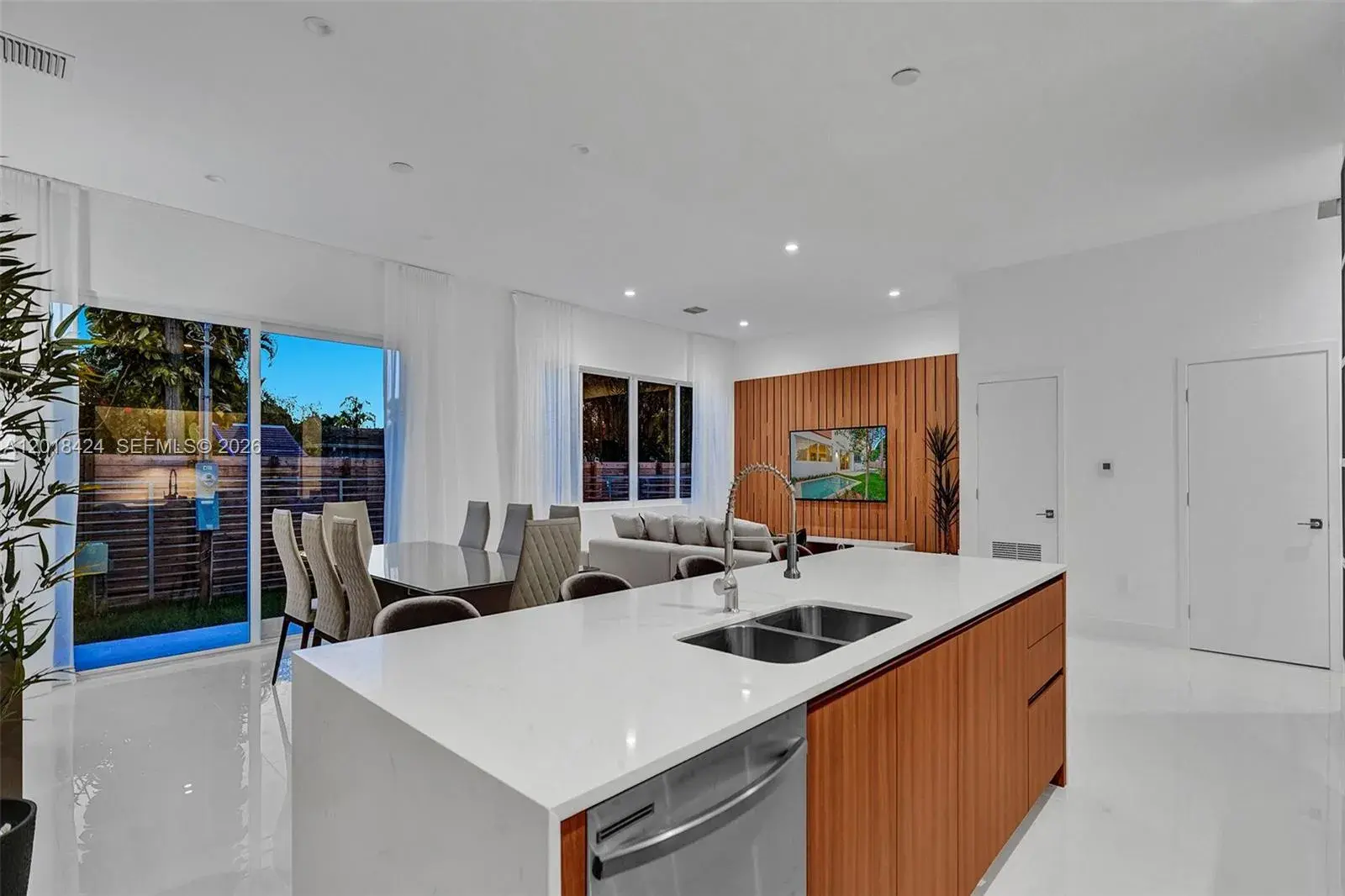 1801 NE 13th St # 1821, Fort Lauderdale FL 33304