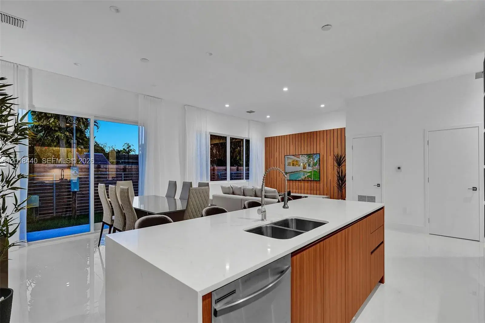 1801 NE 13th St # 1829, Fort Lauderdale FL 33304