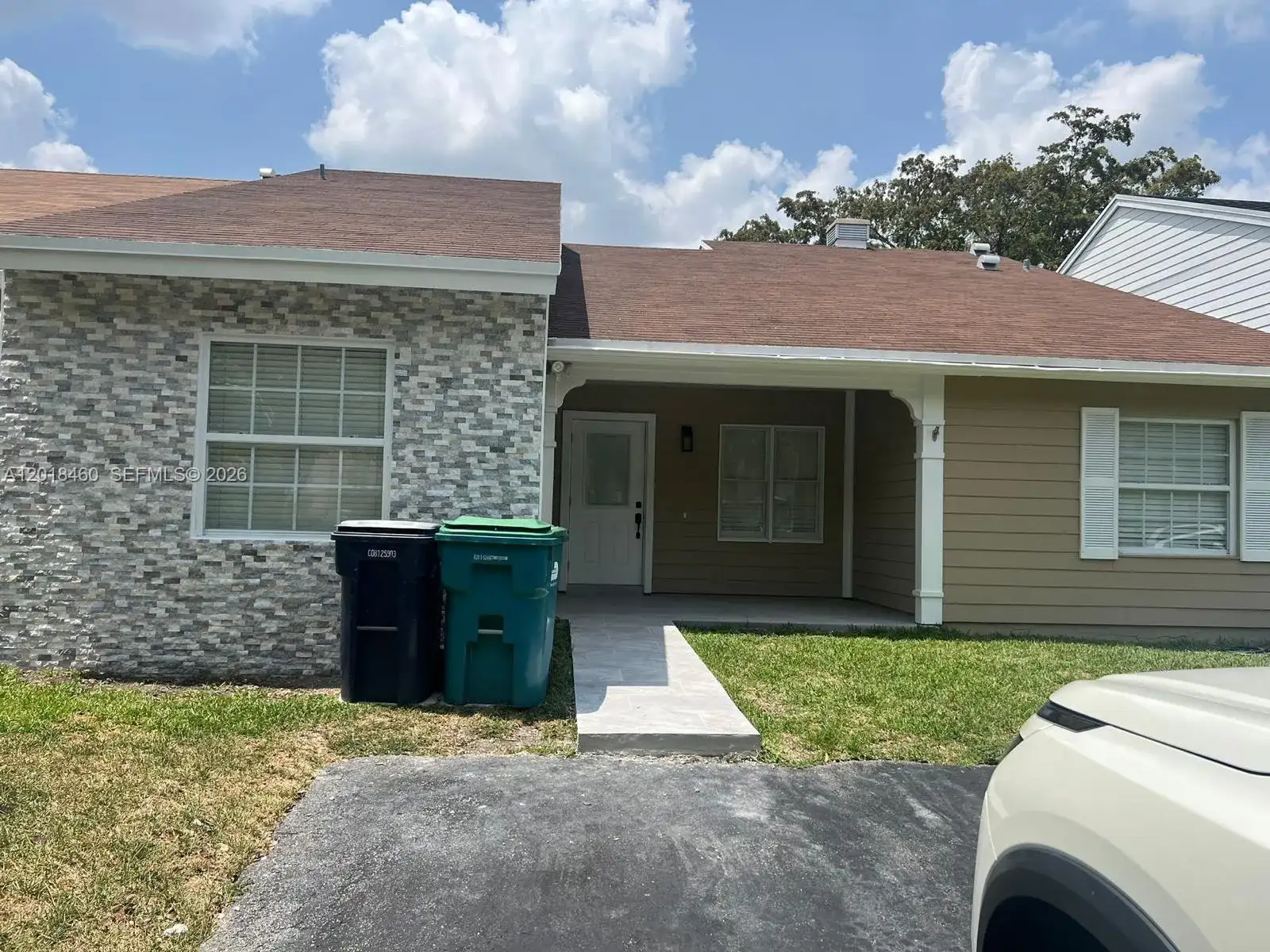14530 SW 142nd Ct Cir, Miami FL 33186 photo 4