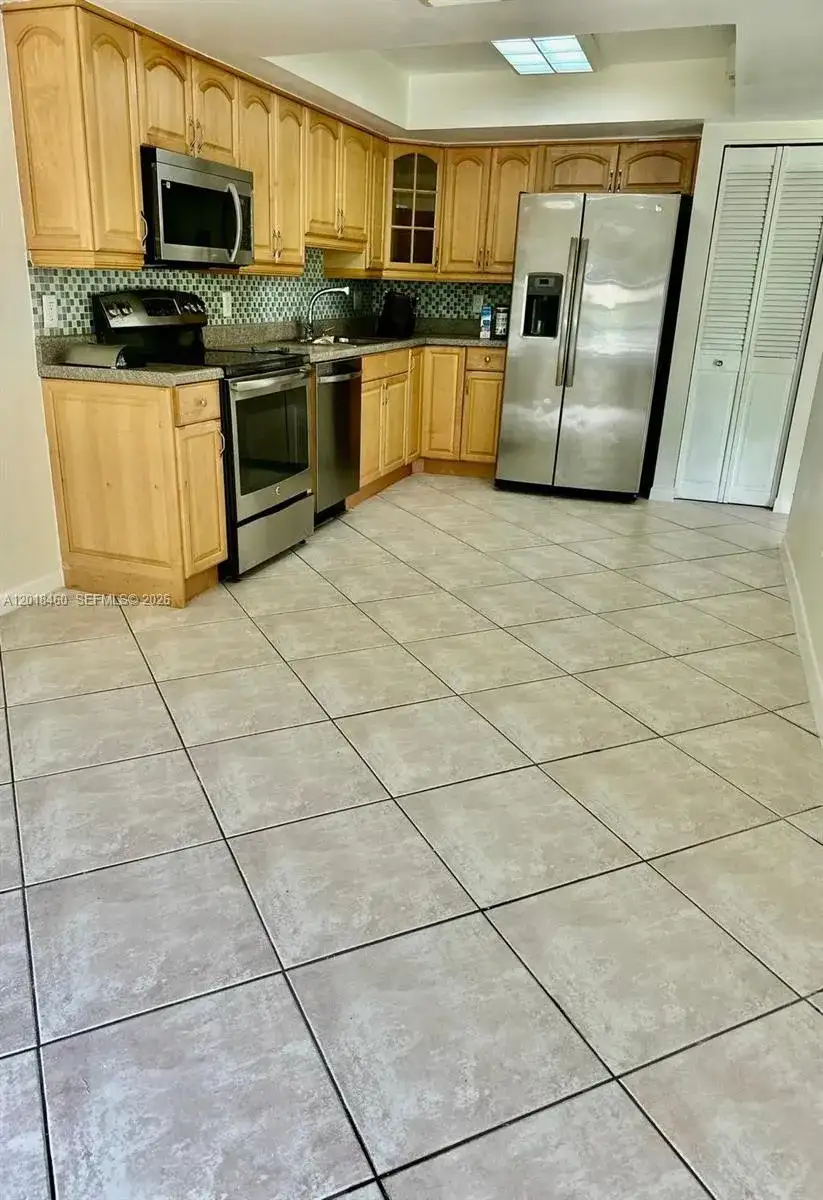 14530 SW 142nd Ct Cir, Miami FL 33186 photo 5