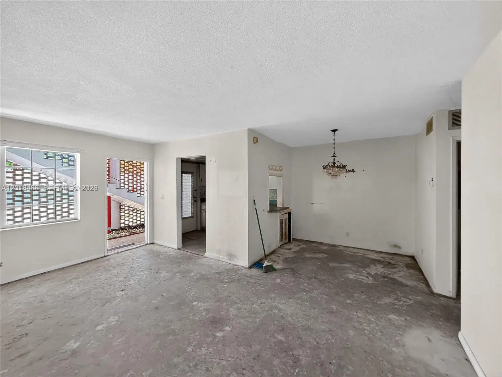 2050 NE 39th St # W112, Lighthouse Point FL 33064 photo 3
