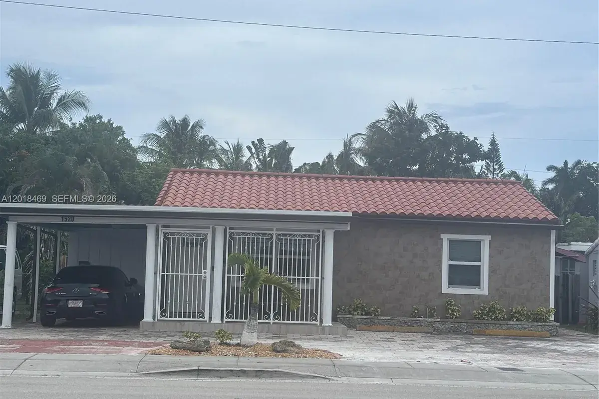 1520 N Andrews Ave, Fort Lauderdale FL 33311