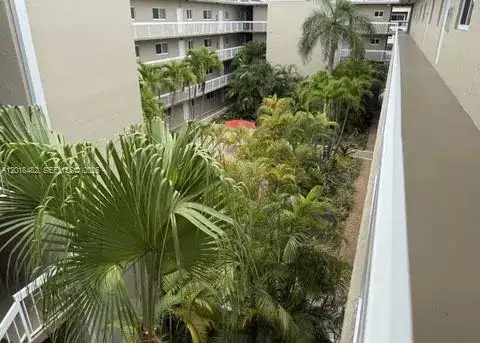 7815 Camino Real # i417, Miami FL 33143 photo 2