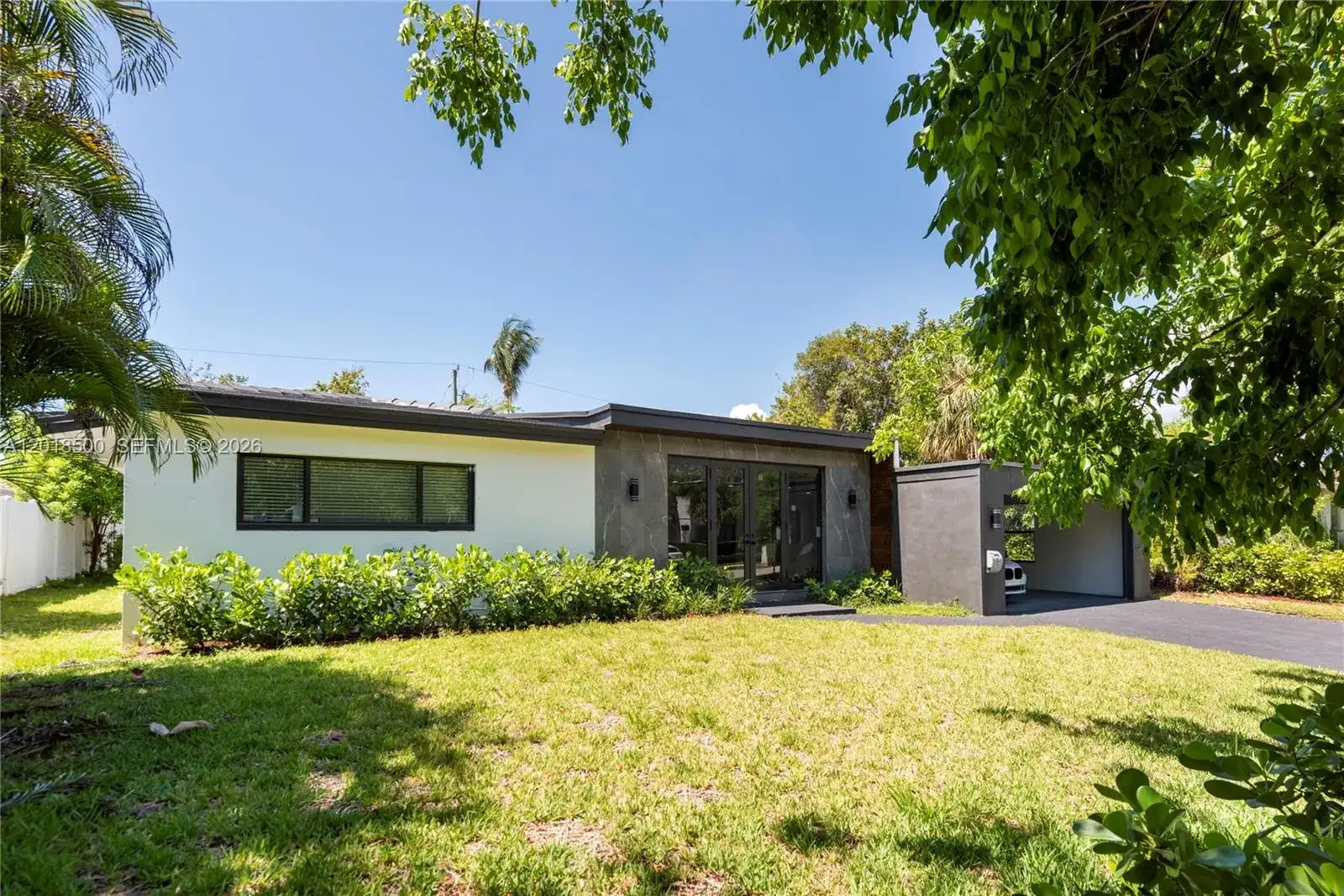2308 SE 18 St, Fort Lauderdale FL 33316 photo 2