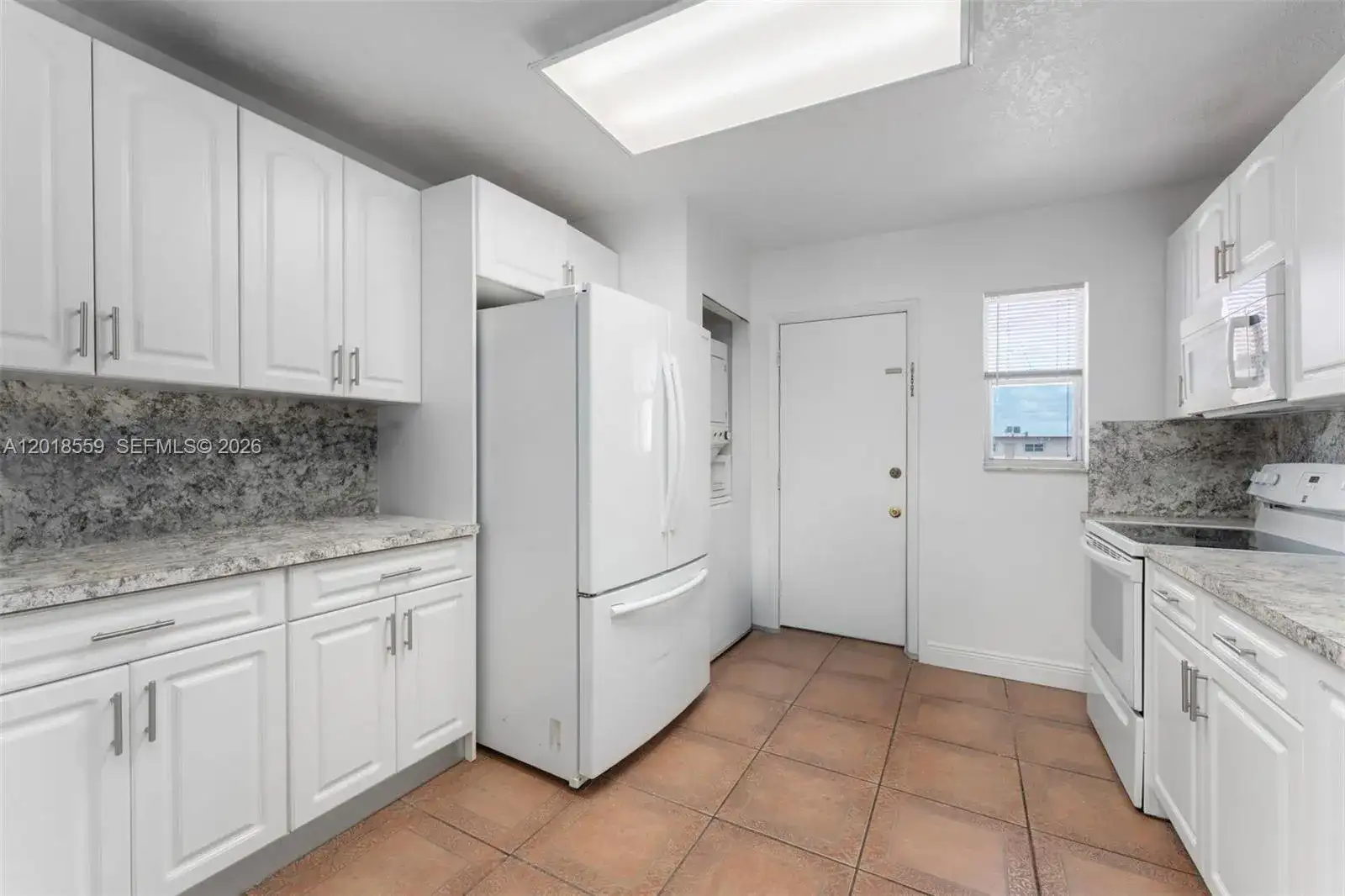 1950 W 54th St # 406, Hialeah FL 33012 photo 2