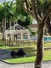 9350 Fontainebleau Blvd # 204, Miami FL 33172 photo 2