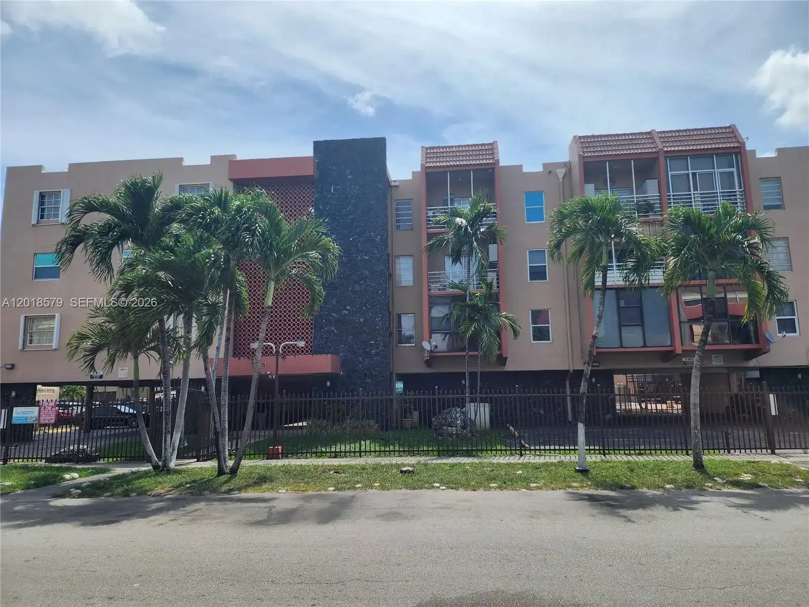 6095 W 19th Ave # 205, Hialeah FL 33012
