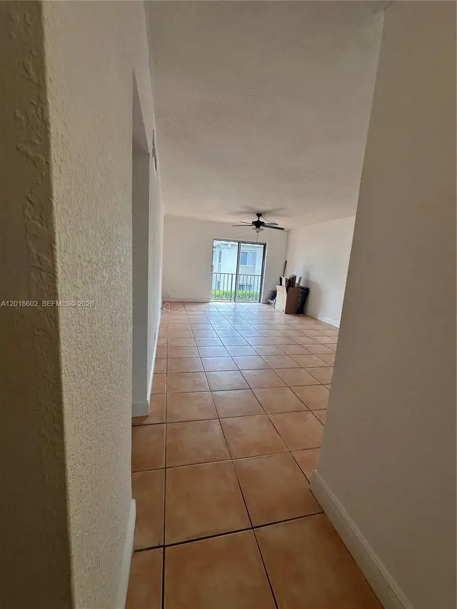 6713 N Kendall Dr # 611, Pinecrest FL 33156 photo 4