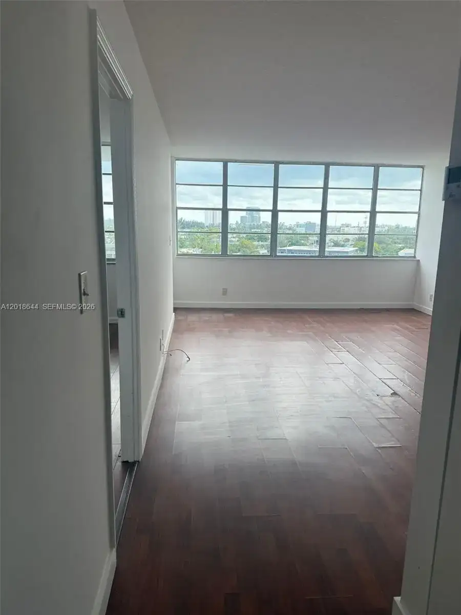2025 NE 164th St # 818, North Miami Beach FL 33162 photo 4