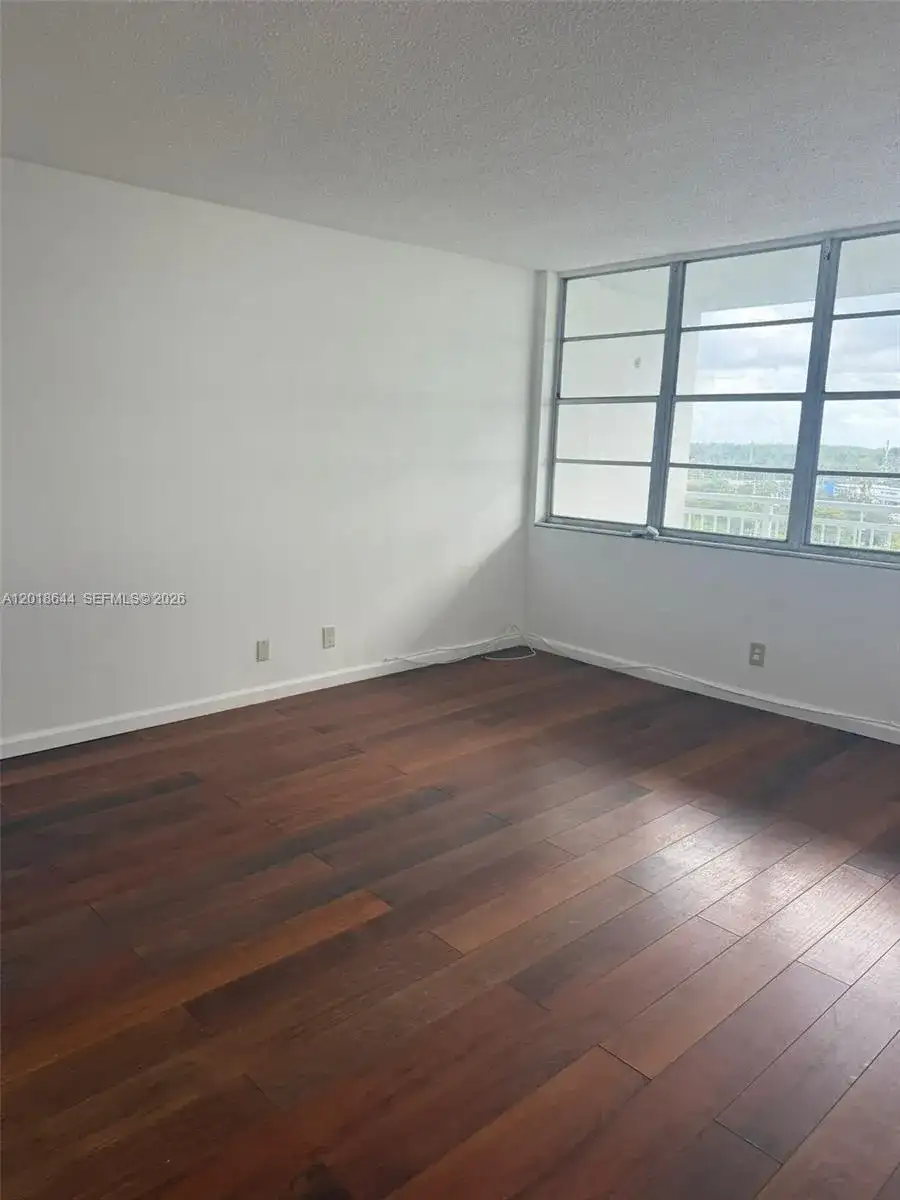 2025 NE 164th St # 818, North Miami Beach FL 33162 photo 5
