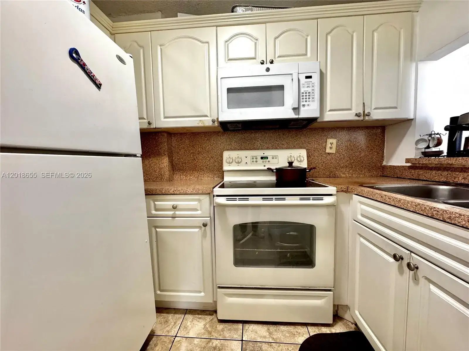 8145 NW 7th St # 404, Miami FL 33126 photo 2