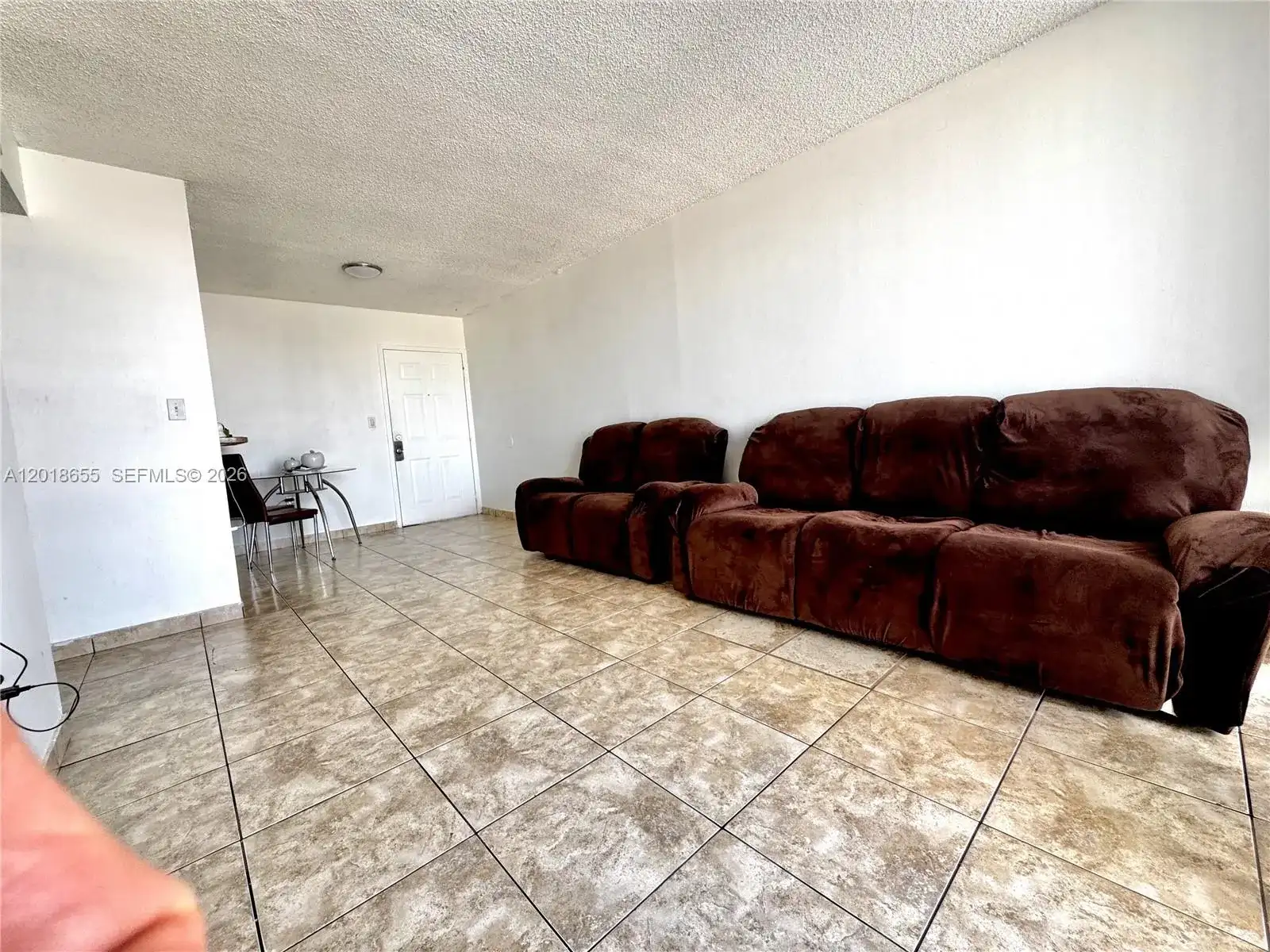 8145 NW 7th St # 404, Miami FL 33126 photo 4