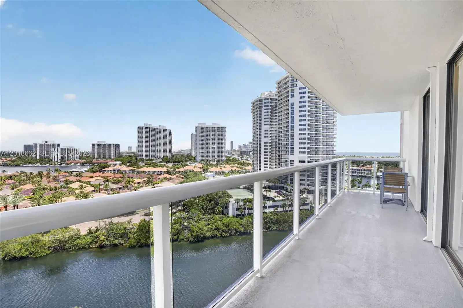 20505 E Country Club Dr # 1431, Aventura FL 33180 photo 2