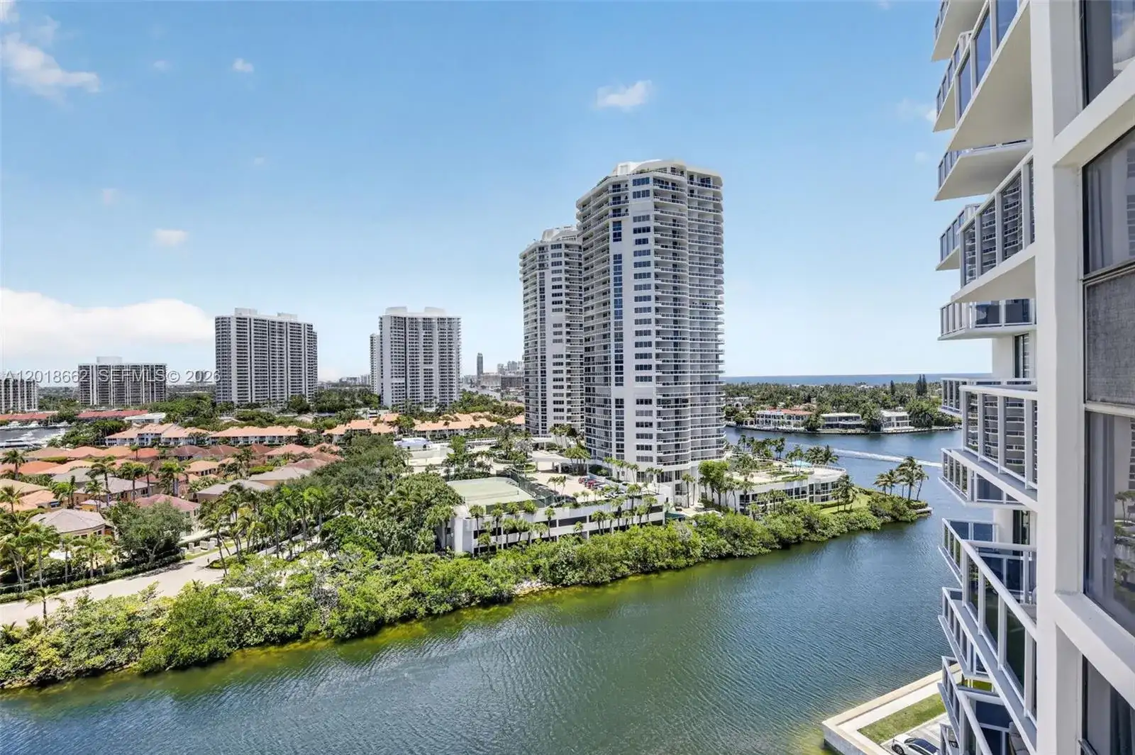 20505 E Country Club Dr # 1431, Aventura FL 33180 photo 5