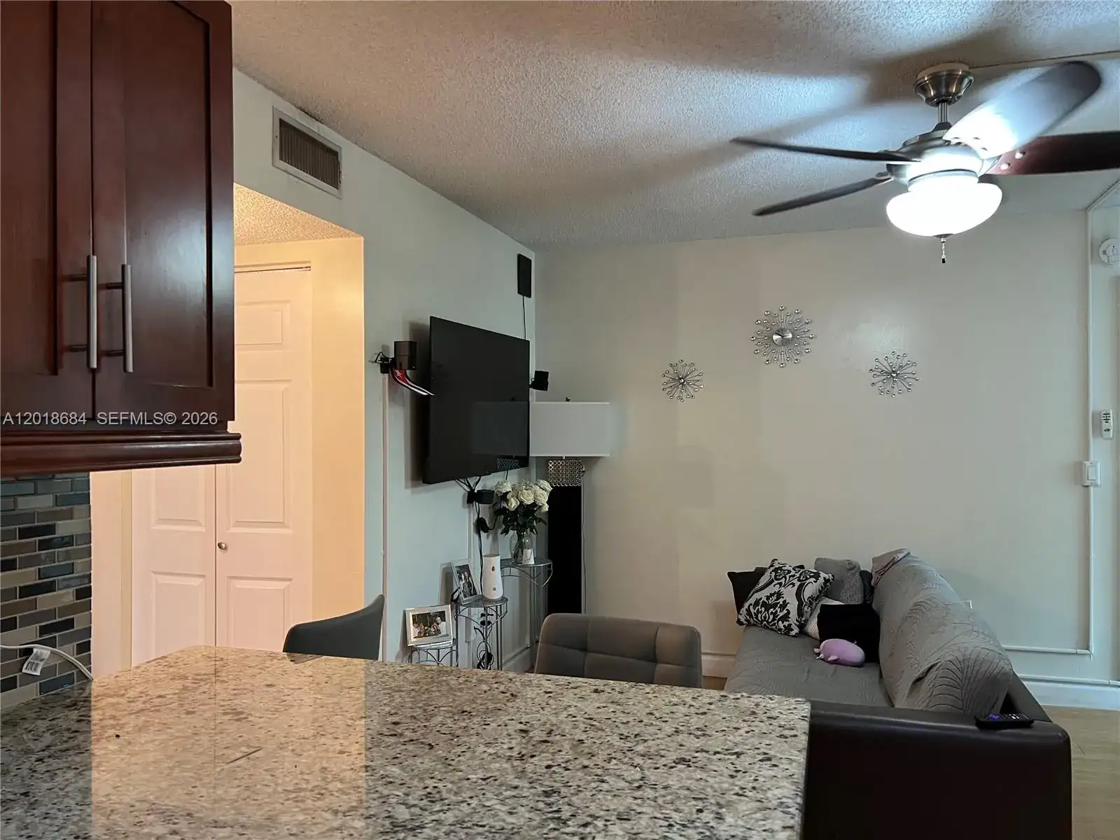 2075 SW 122nd Ave # 207, Miami FL 33175 photo 3