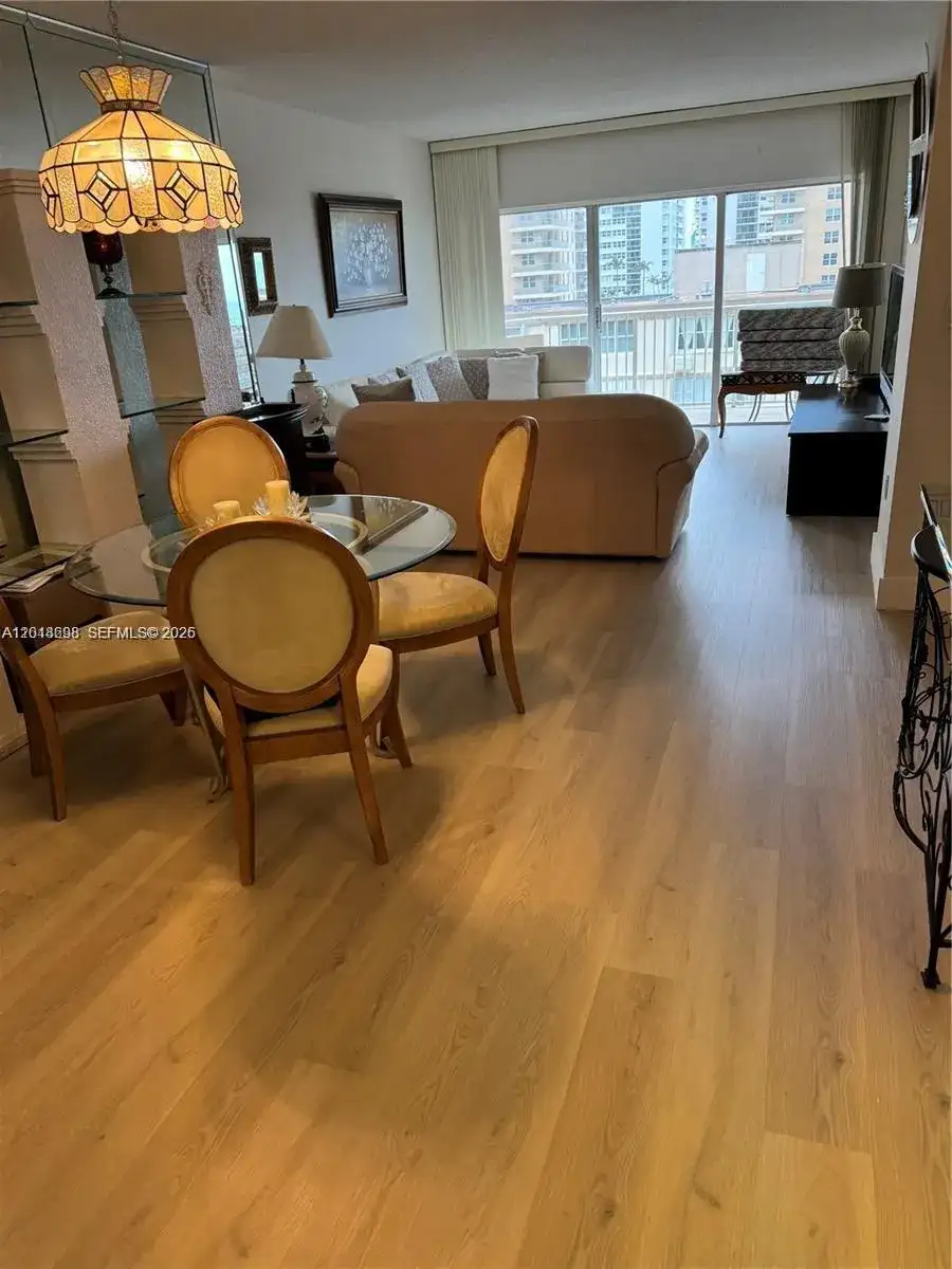 1950 S Ocean Dr # 4D, Hallandale Beach FL 33009 photo 3
