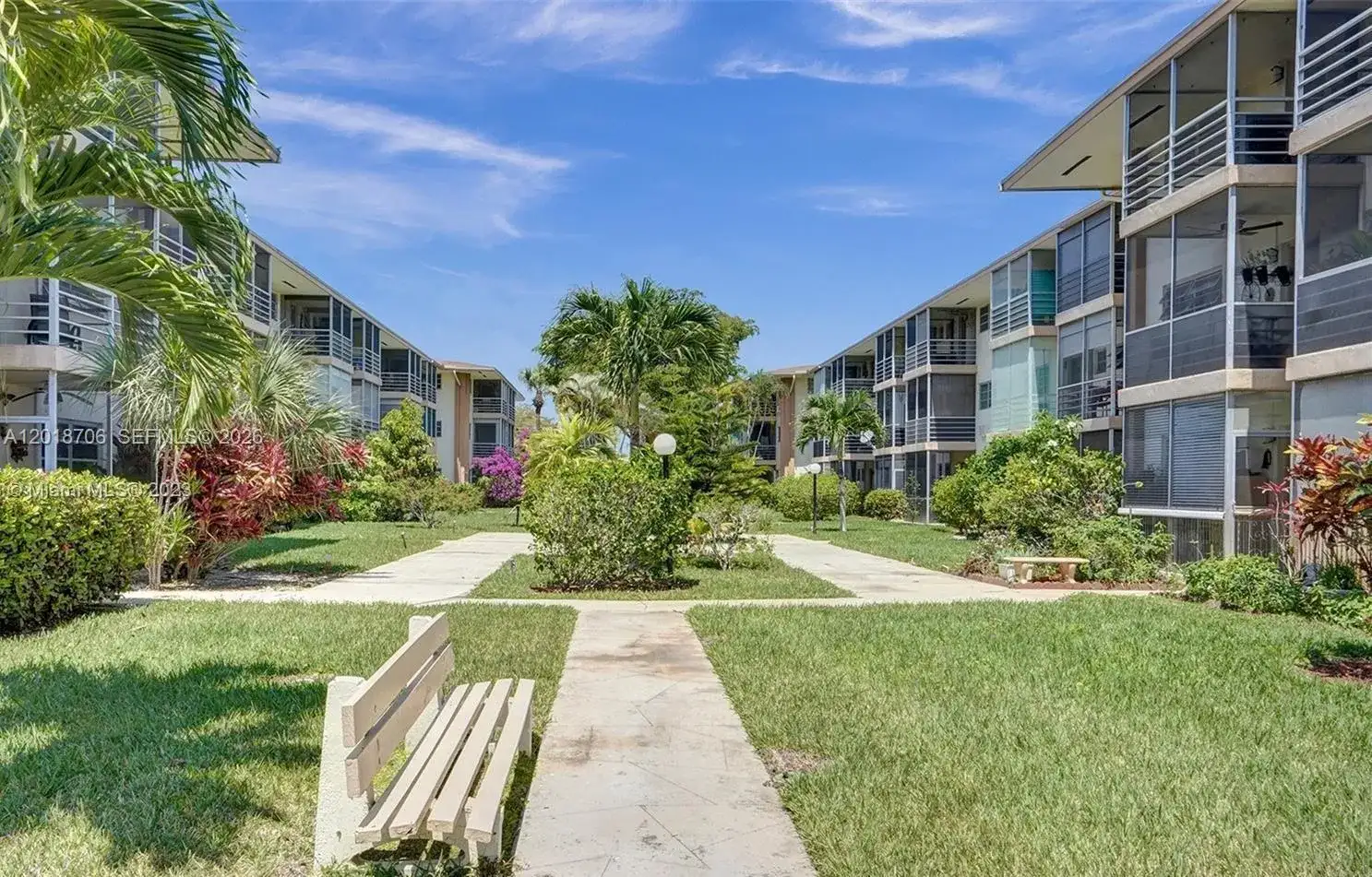 17090 NE 14th Ave # 312, North Miami Beach FL 33162 photo 4